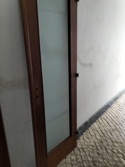 2 portas maciças jatobá com vidro fusco