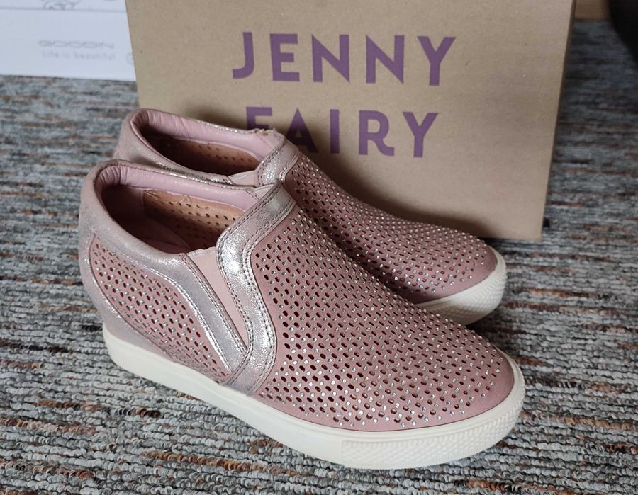 Buty, półbuty na koturnie Jenny fairy CCC błyszczące różowe rozmiar 38