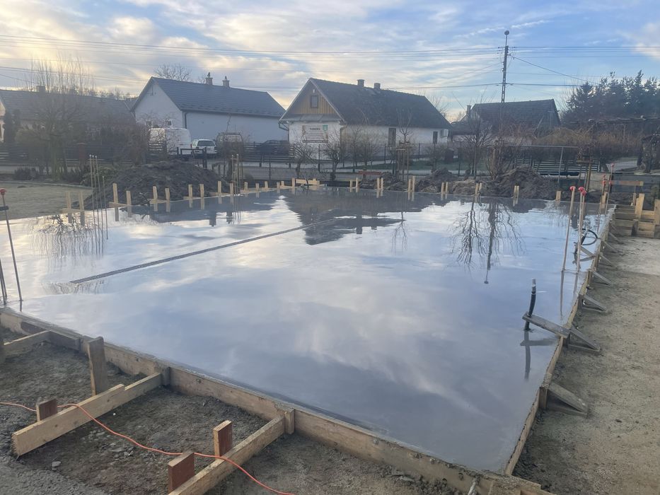 **Posadzki przemyslowe zacieranie mechaniczne**