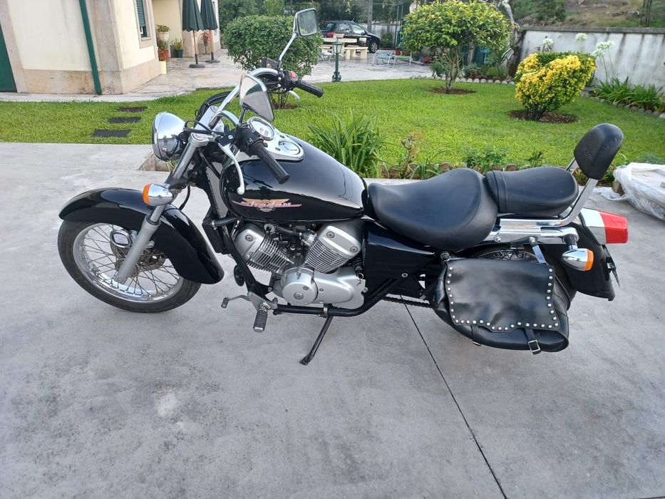 Honda Shadow VT 125C