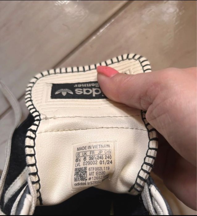 Adidas samba pony wales