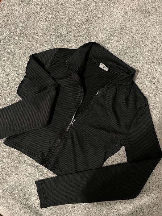 Одяг , сукні , худі , костюм теплий, штани , пальто , жіночий одяг