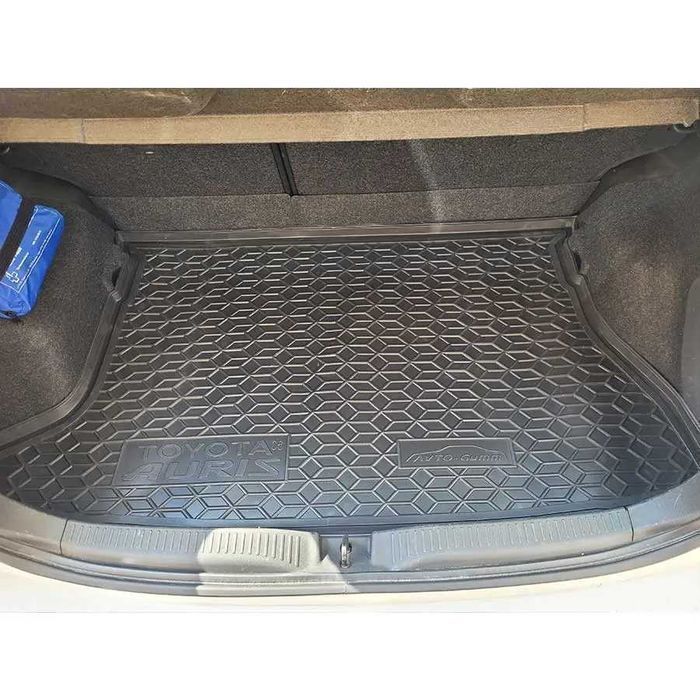 Поліуретановий коврик в багажник Toyota Тойота Prius/Auris/Venza/Yaris