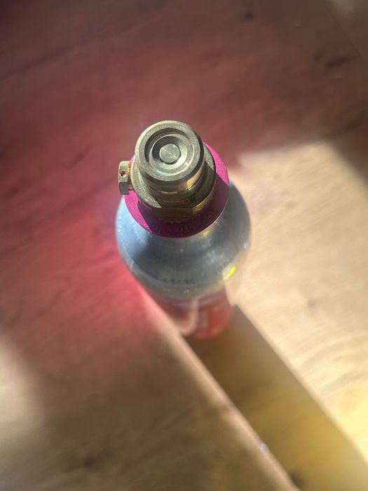 Soda stream butelka gazu rozowa nowa