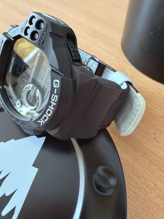 Jak Nowy Casio G-shock Burton GDF 100BTN