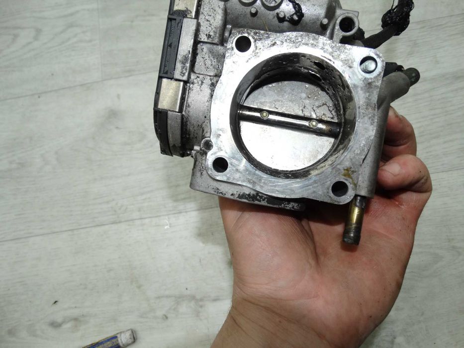 Повітряна заслінка audi a b8, a4 b8, a5, a6 c6, a6 a8 d3, q7, 2.7d/3.0