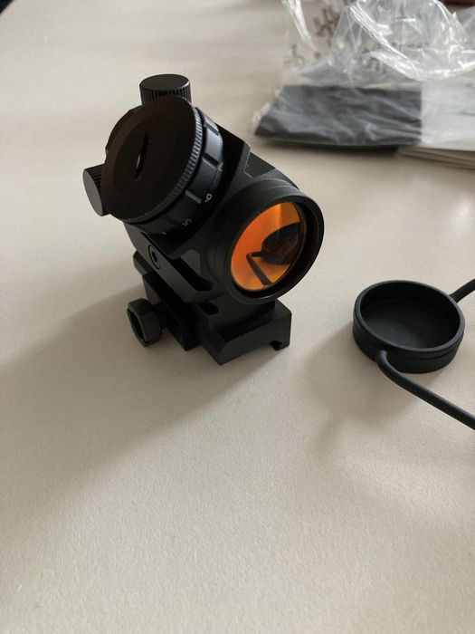 Приціл коліматорний Bushnell AR Optics TRS-25 HIRISE 3 МОА