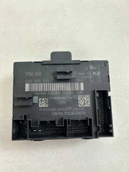 Блок комфорта передней двері 5Q0959593E VAG/Audi