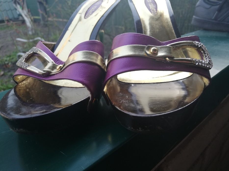 Босоножки -шлепанцы