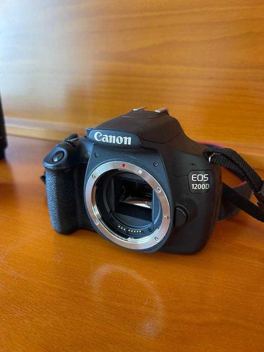 Canon 1200D + 2 lentes + bolsa canon + carregador