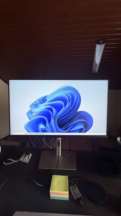 Monitor Dell P2722HE