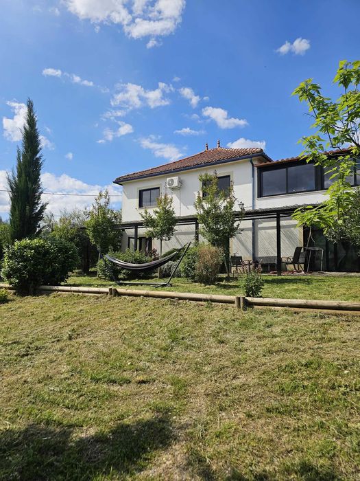 BOTANICA FARM Vila Cova de Alva — ~3 ha, multi-casa — €790.000 — SEM AGÊNCIAS (já Remax) — opção de desenvolver