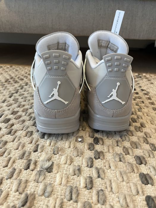 buty jordan 4 frozen moments