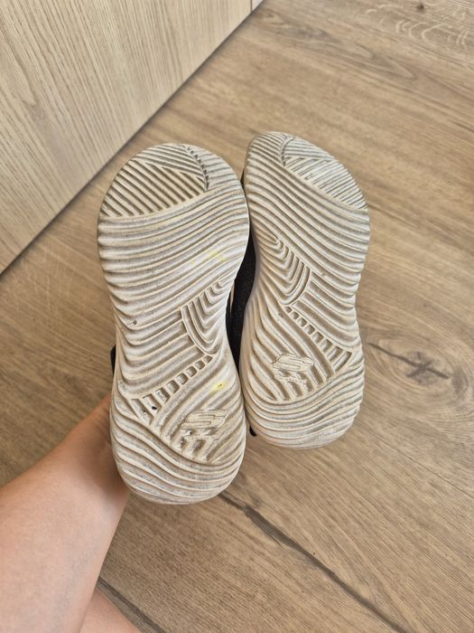 Кросівки Skechers 34 р. 21.5 см стан супер