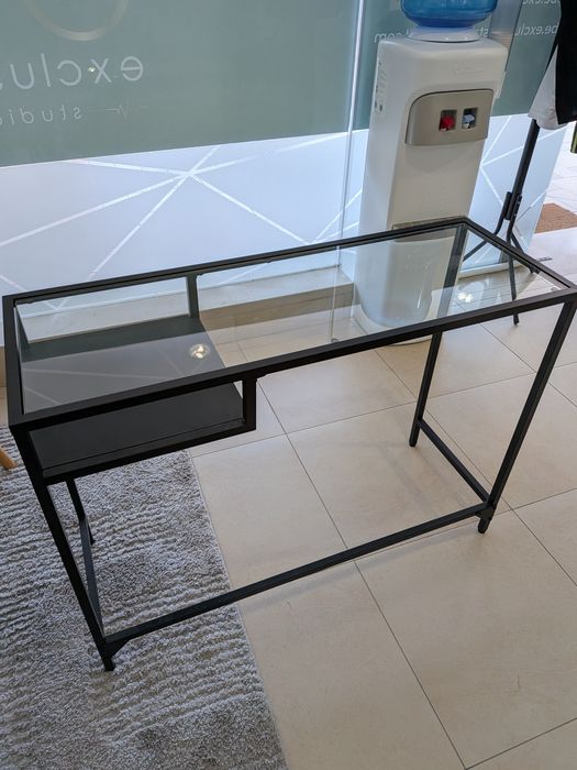 Mesa / Secretária IKEA VITTSJÖ em vidro