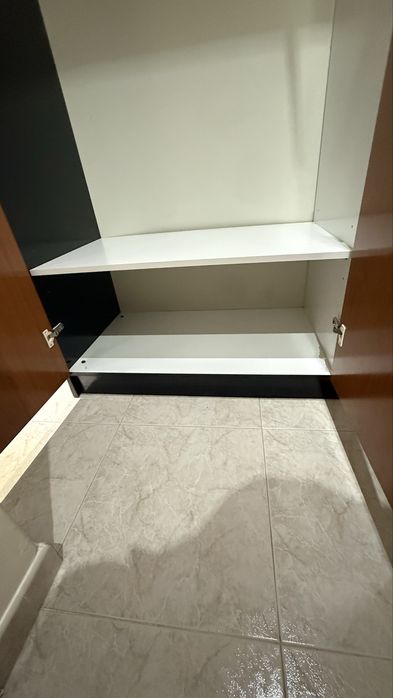 Guarda roupa com 3 portas + espelho