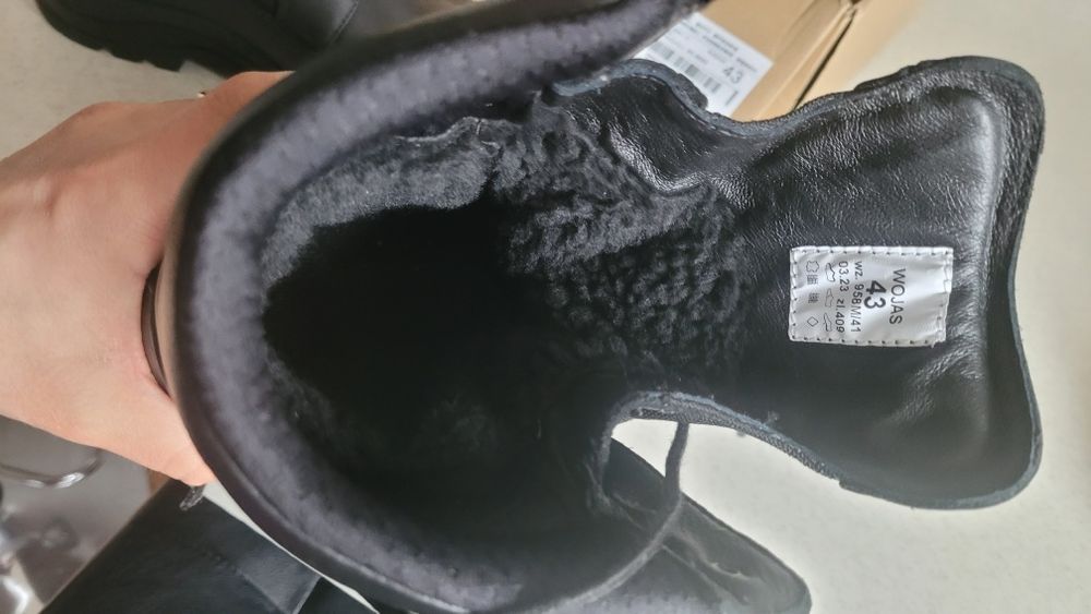 Buty wysokie Wojas  43
