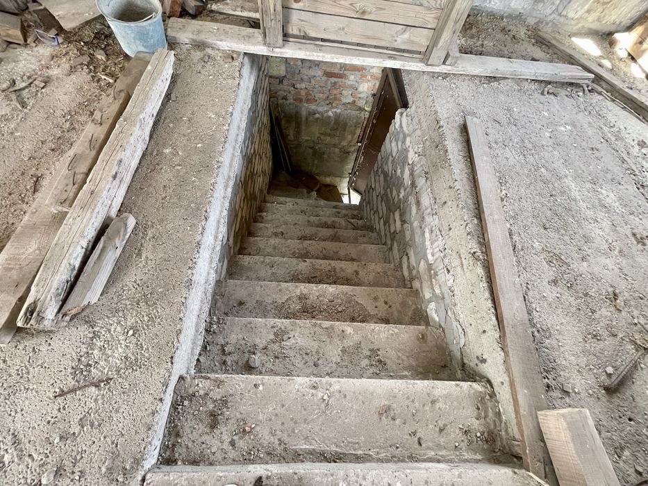 Продаж будинку. Кресівський 2 за 5 Зарічним