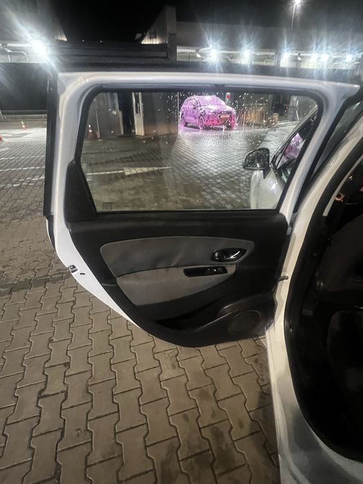 Рено Гранд Сценік 2011 рік К9К