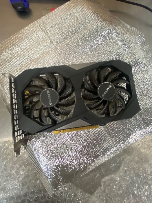 відеокарта 1650 4gb ідеальний стан