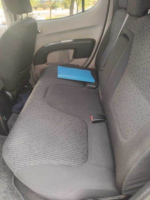 Mitsubishi stracar