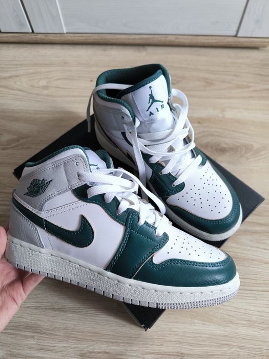 Buty Air Jordan 1mid se 36