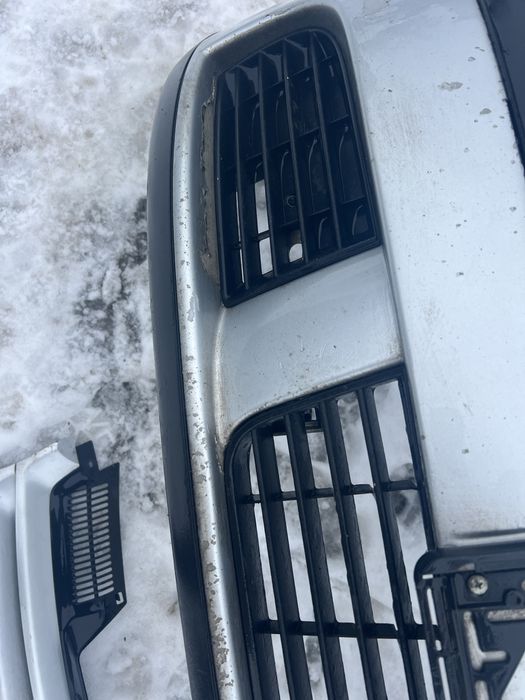 Продам бампер volkswagen golf 5