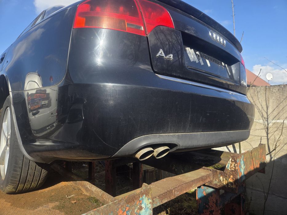 Zderzak tył Audi A4 b7  sedan