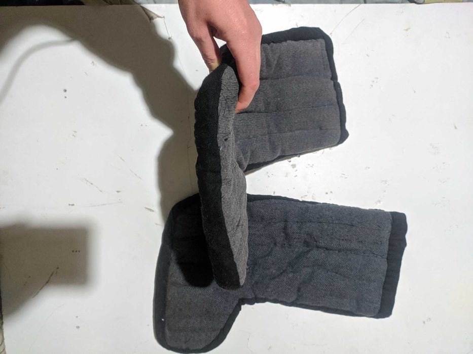 Валянки, теплі чоботи, бурки