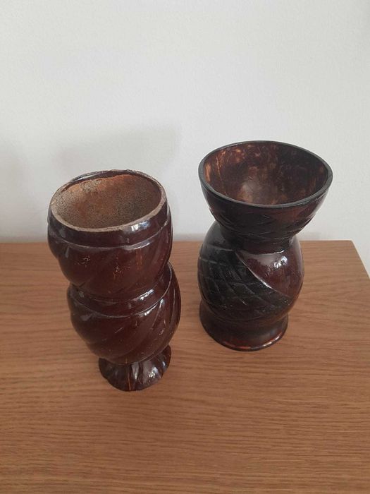 Jarras Decorativas Entalhadas Africanas em Casca