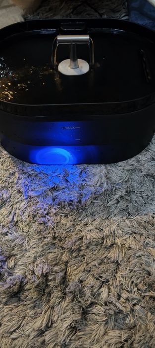 Bebedouro automático para gatos e outros animais.