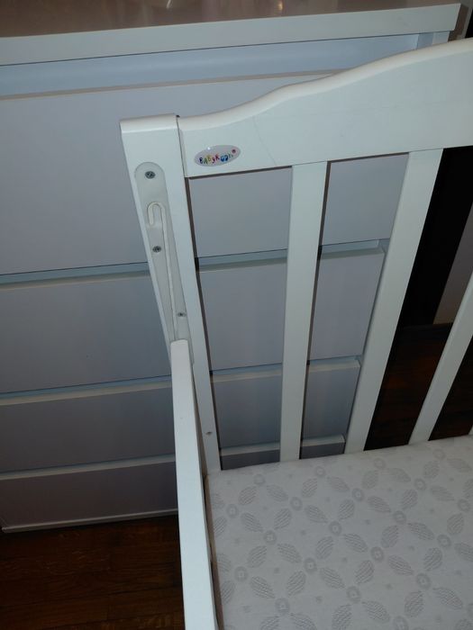 Дитяче ліжко White/білого коліру 1200×600