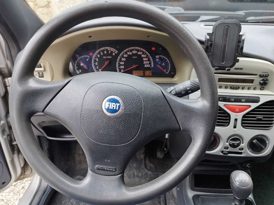 Fiat Palio Weekend 1.2 16v (80cv)
