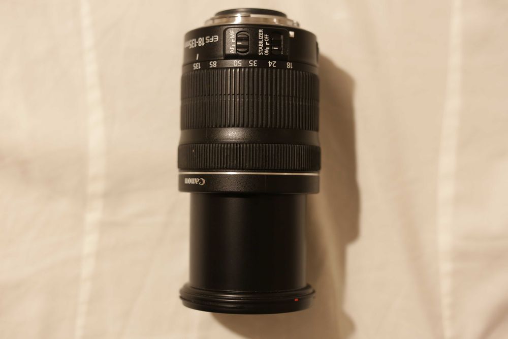 Objectiva Canon EF-S 18-135mm F/1:3.5-5.6 IS STM