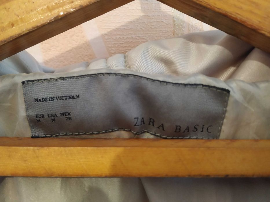 Курточка в ідеальному стані