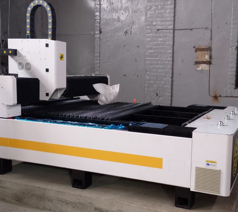 Лазерна по різка металу