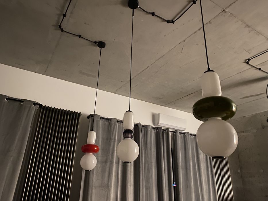 Trzy lampy inspirowane bomma pebbles