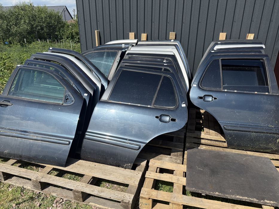Двері Мерседес ML W163 Мл джип Mercedes ml270 ml320 ml400 ml430 дверка