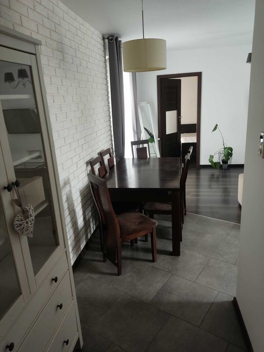 Wynajmę komfortowe 3 pokojowe mieszkanie CENTRUM z miejscem postojowym