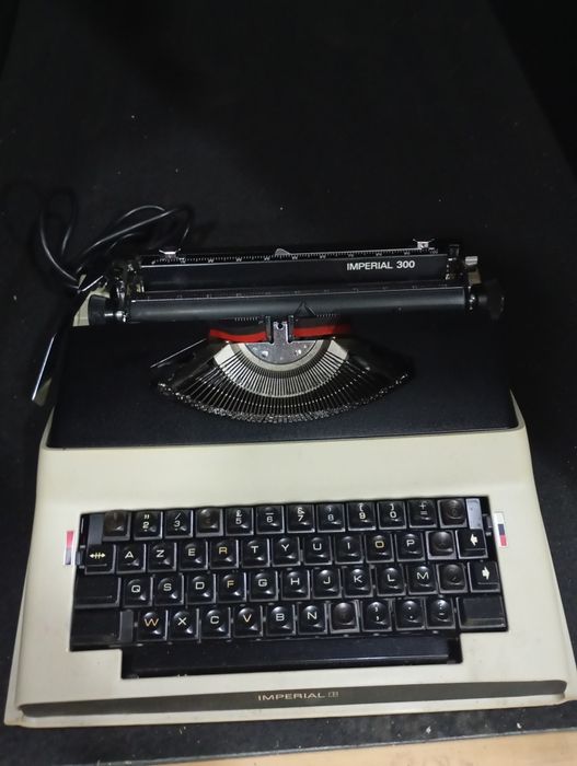 Máquina de escrever antiga
