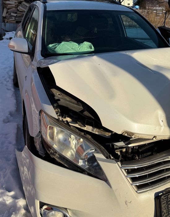 Мотор і коробка працює , за додатковими фото та деталями звертайтесь в особисті ,