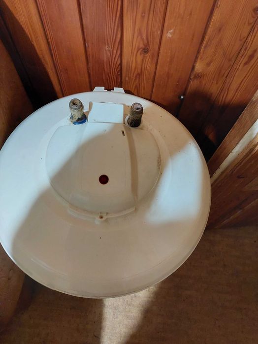 Продам нагревательный бак