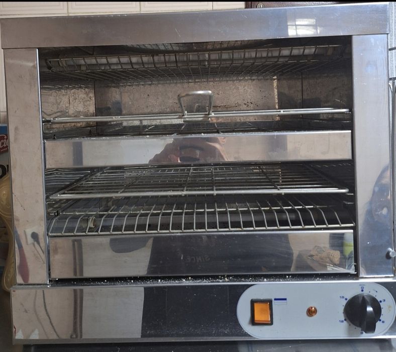 Torradeira elétrica de dois níveis