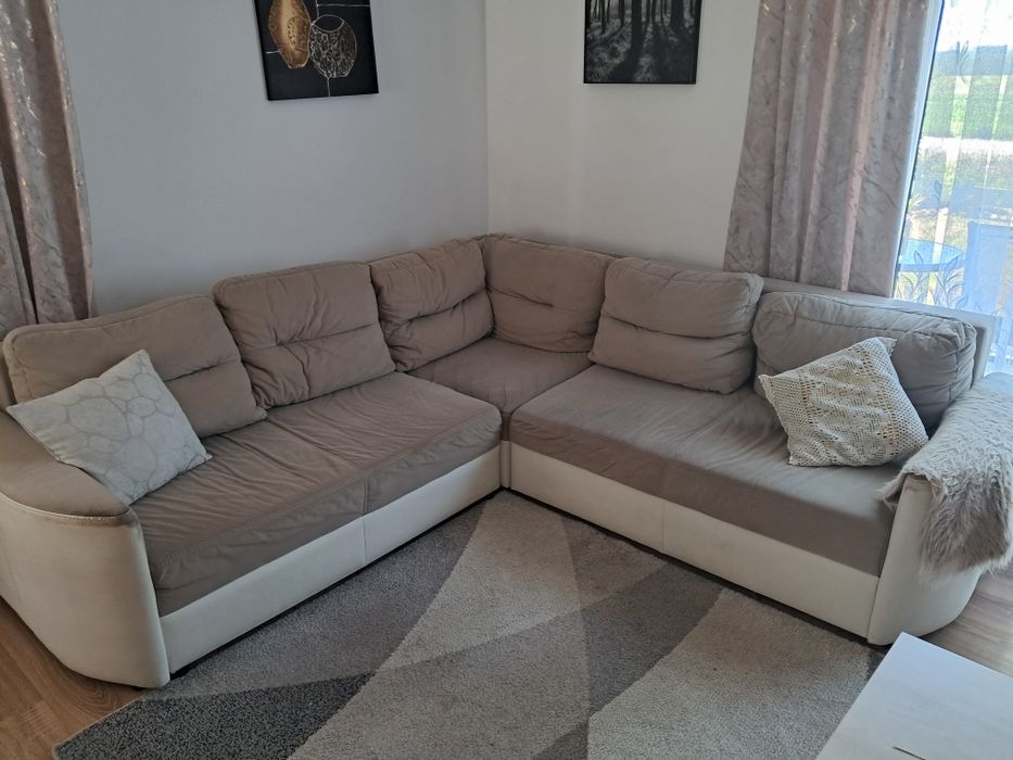 Narożnik beżowy duży