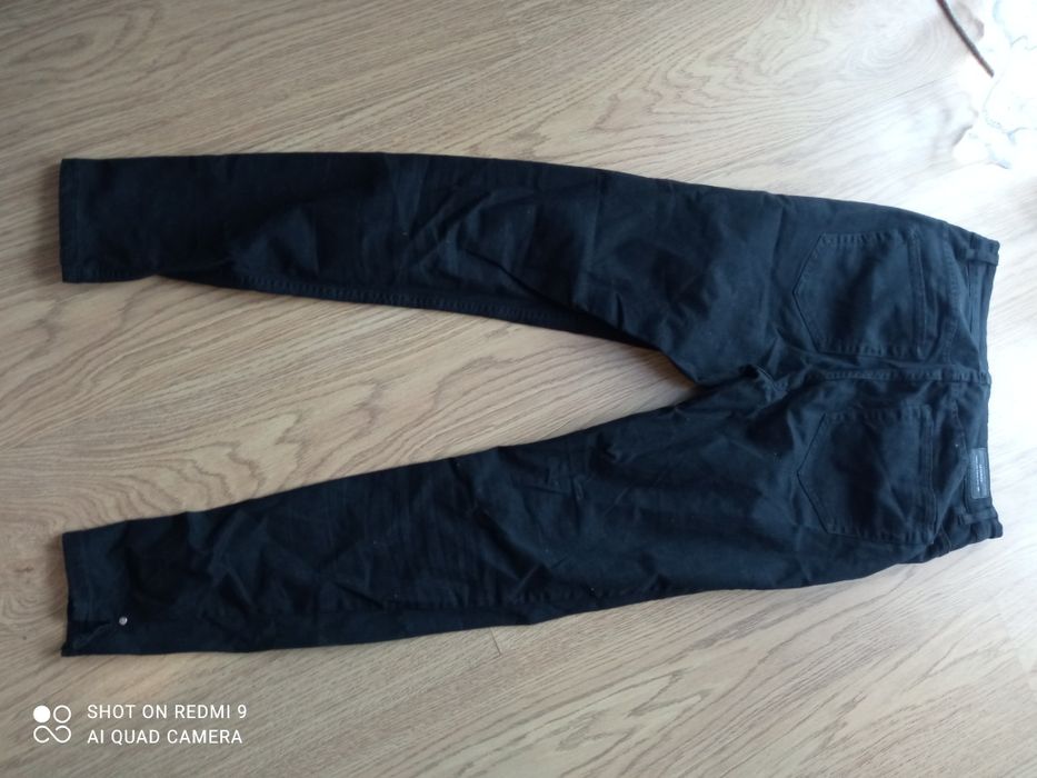 Jeansy slim Reserved 38