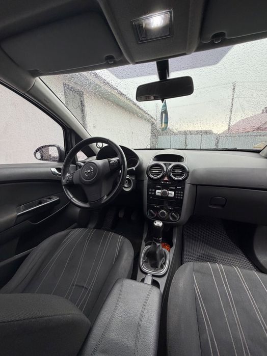 Opel Corsa D 1.2 ГАЗ/БЕНЗИН • МЕХАНІКА • ЕКОНОМНА • НА ХОДУ