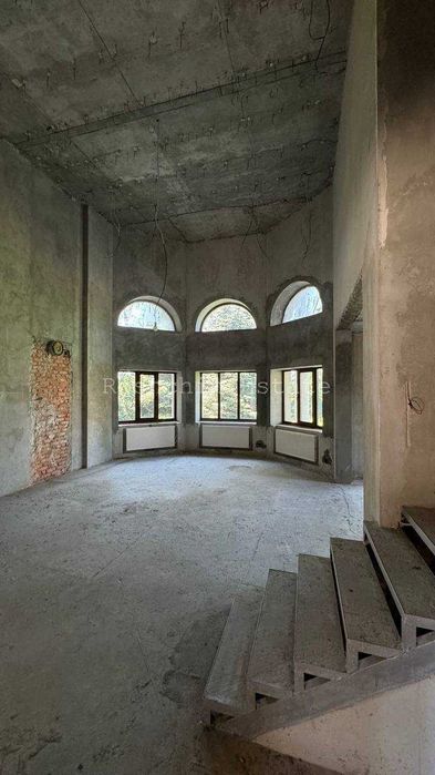 Унікальний Будинок 400м2 та ділянка 50 соток Зелений Бір Крушинка