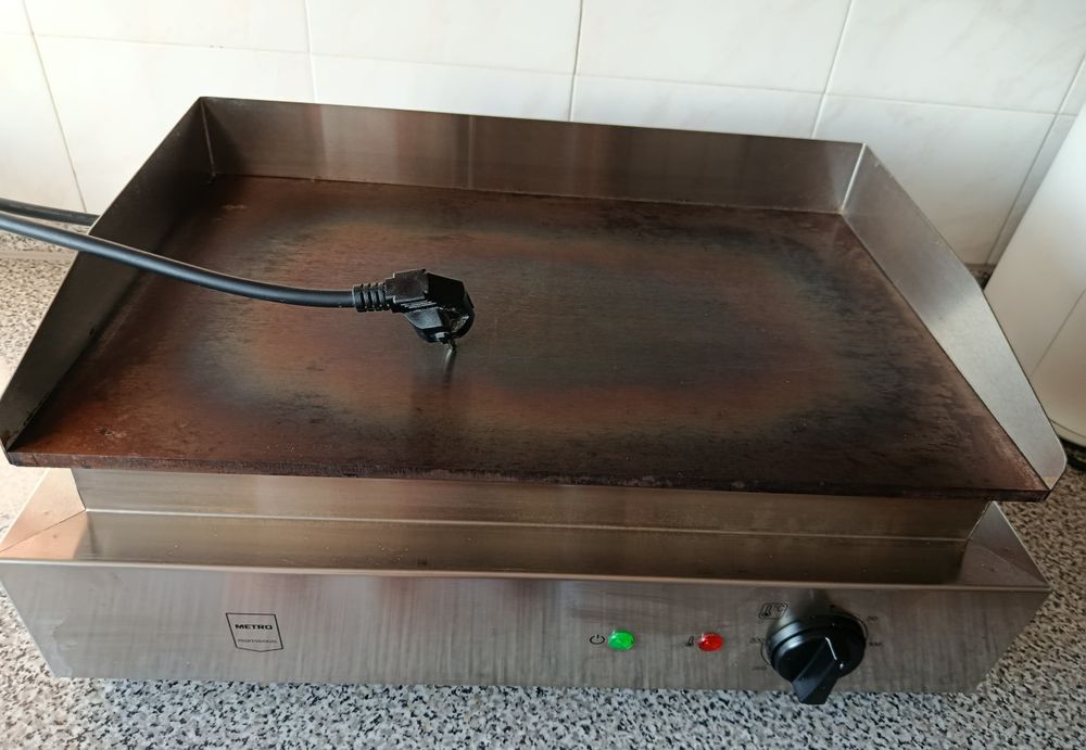 Chapa cozinha poucos meses de uso