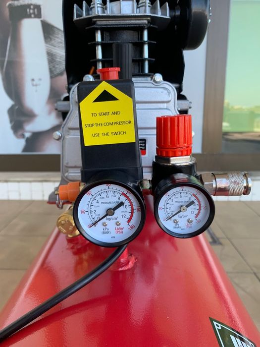 Compressor de 100L monofásico velocidade 225L/min