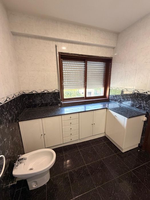 Suite (wc privado) em t3 totalmente mobilado casa da musica/ universidades